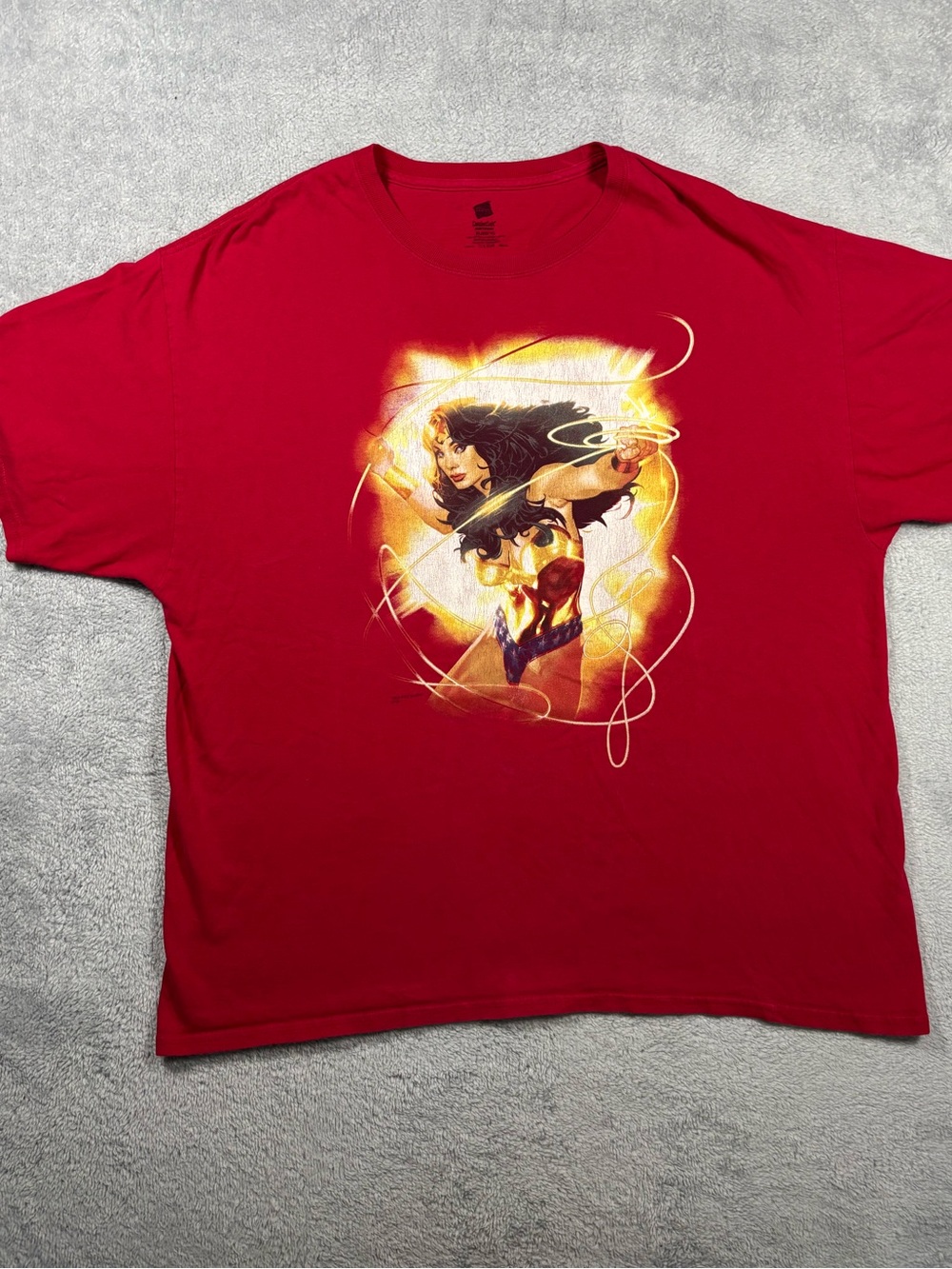 Hanes Red Wonder Woman Graphic‎ Tee